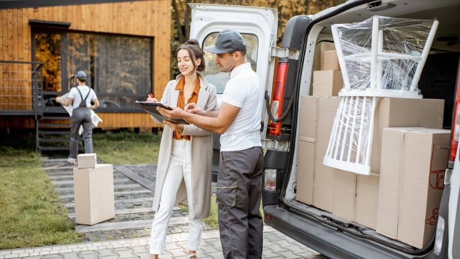 Cost to Hire Apartment Movers in Dubai