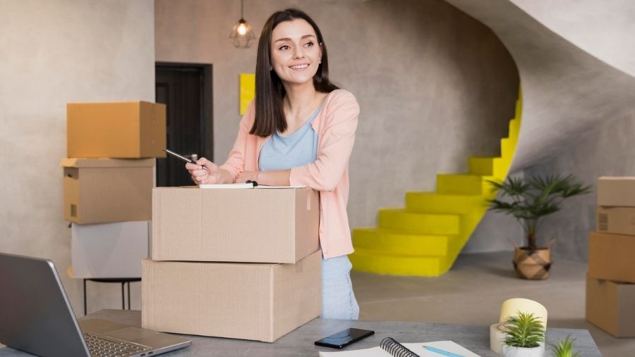 Why Hire a Moving Company in Dubai
