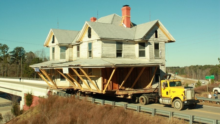What to Check Before Hiring a Moving Company